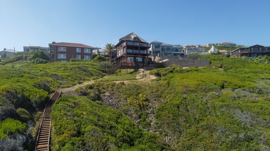 10 Bedroom Property for Sale in Dana Bay Western Cape